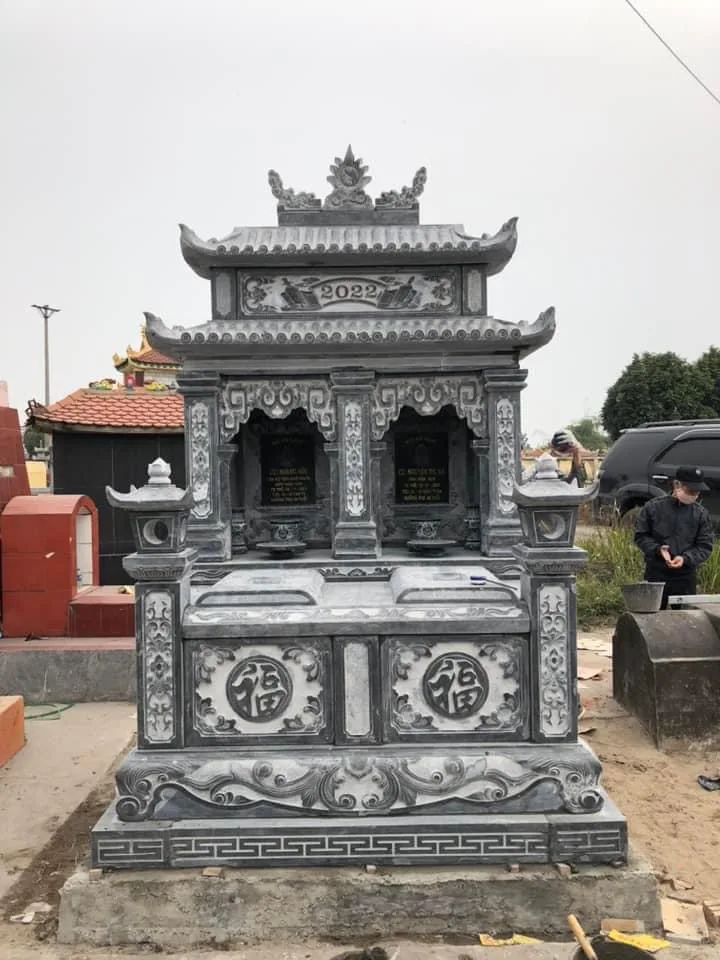 Mộ đôi 3 mái đá xanh đen