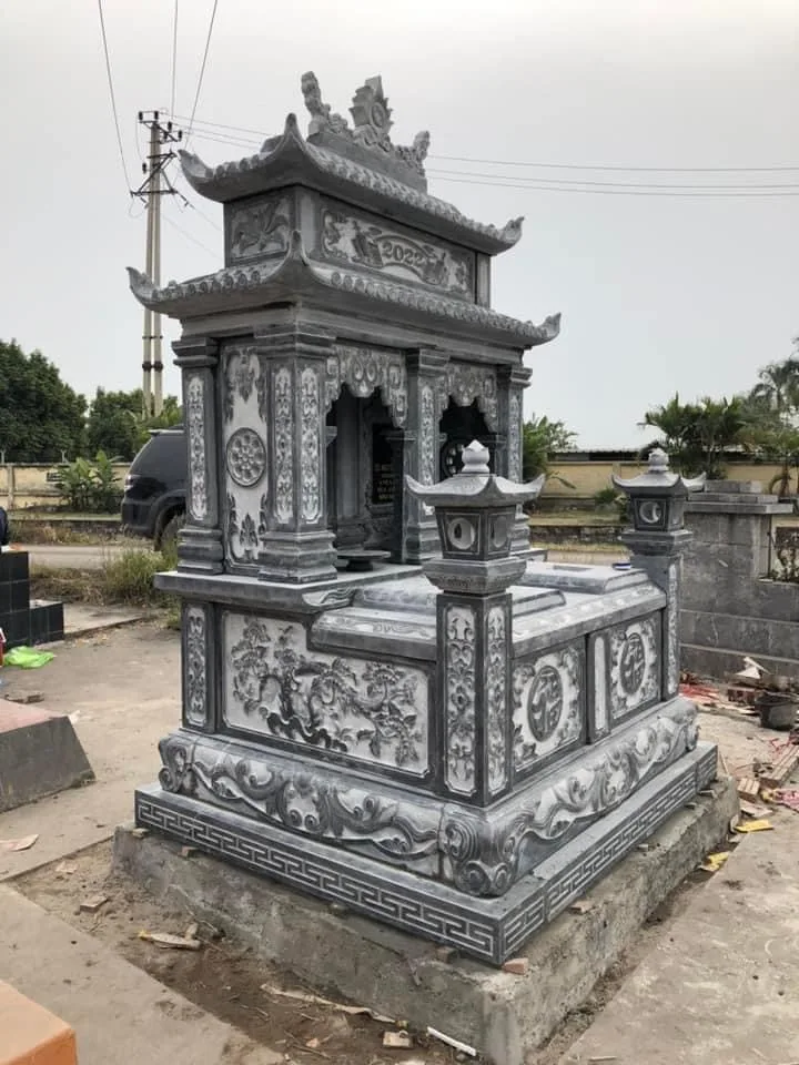 Mộ đôi 3 mái đá xanh đen